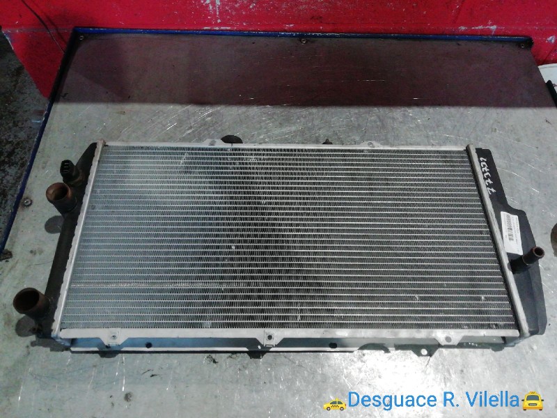 Recambio de radiador agua para audi 100 berlina (443) básico | 0.82 - ... referencia OEM IAM    Recambio de radiador agua para audi 100 berlina (443) básico | 0.82 - ... referencia OEM IAM