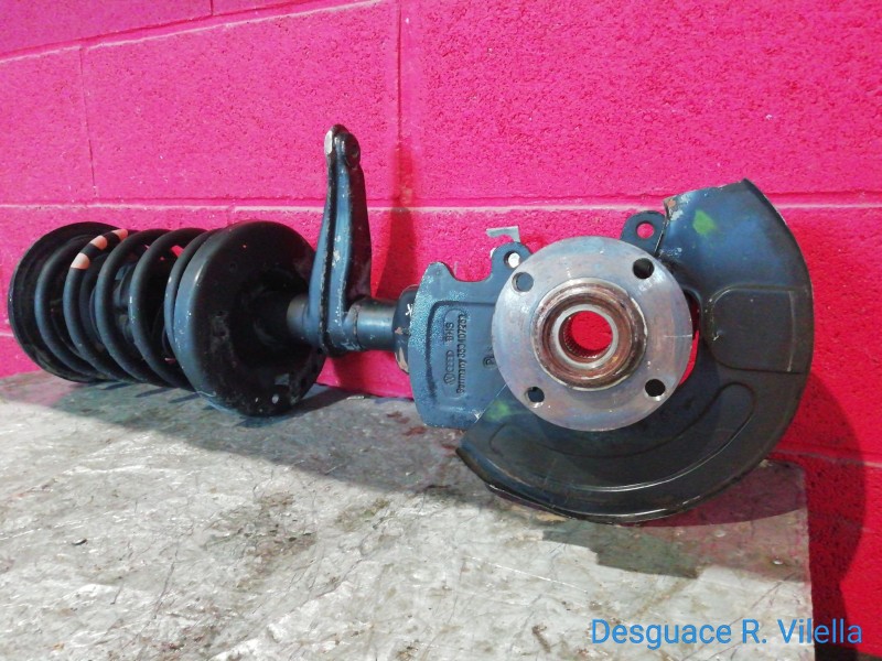 Recambio de mangueta delantero izquierda para audi 100 berlina (443) básico | 0.82 - ... referencia OEM IAM   