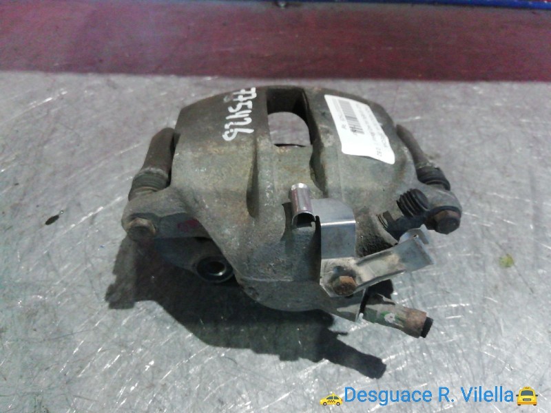 Recambio de pinza freno delan. derecha para audi 100 berlina (443) básico | 0.82 - ... referencia OEM IAM    Recambio de pinza freno delan. derecha para audi 100 berlina (443) básico | 0.82 - ... referencia OEM IAM