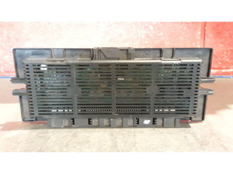 Recambio de centralita luces para bmw serie 1 berlina (e81/e87)  | 0.04 - ...  | 0.04 - ... referencia OEM IAM 6135698799401 239