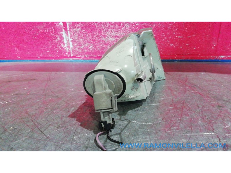 Recambio de piloto delan. izquierdo para renault laguna laguna 2.2 d rn referencia OEM IAM   