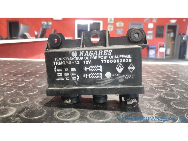 Recambio de caja precalentamiento para renault laguna laguna 2.2 d rn referencia OEM IAM 7700863626  