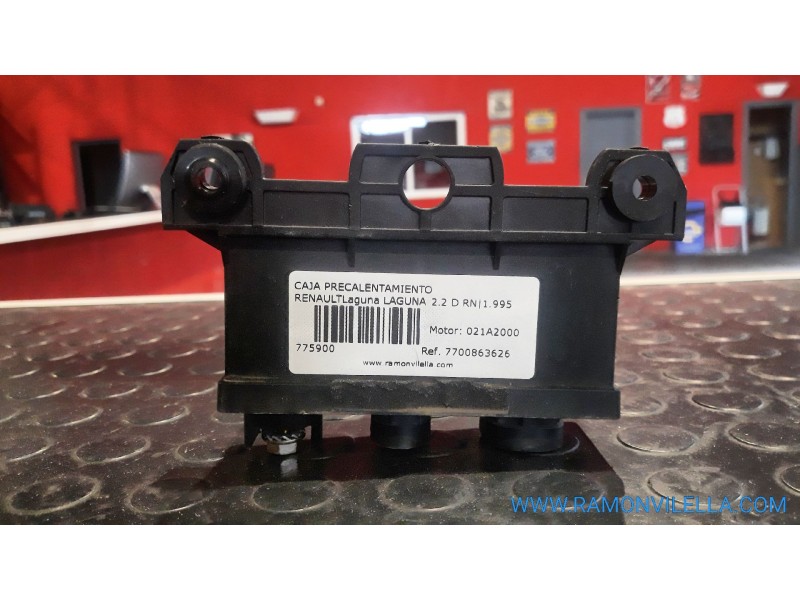 Recambio de caja precalentamiento para renault laguna laguna 2.2 d rn referencia OEM IAM 7700863626  
