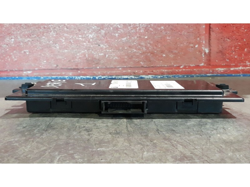 Recambio de centralita luces para bmw serie 1 berlina (e81/e87)  | 0.04 - ...  | 0.04 - ... referencia OEM IAM 6135698799401 239