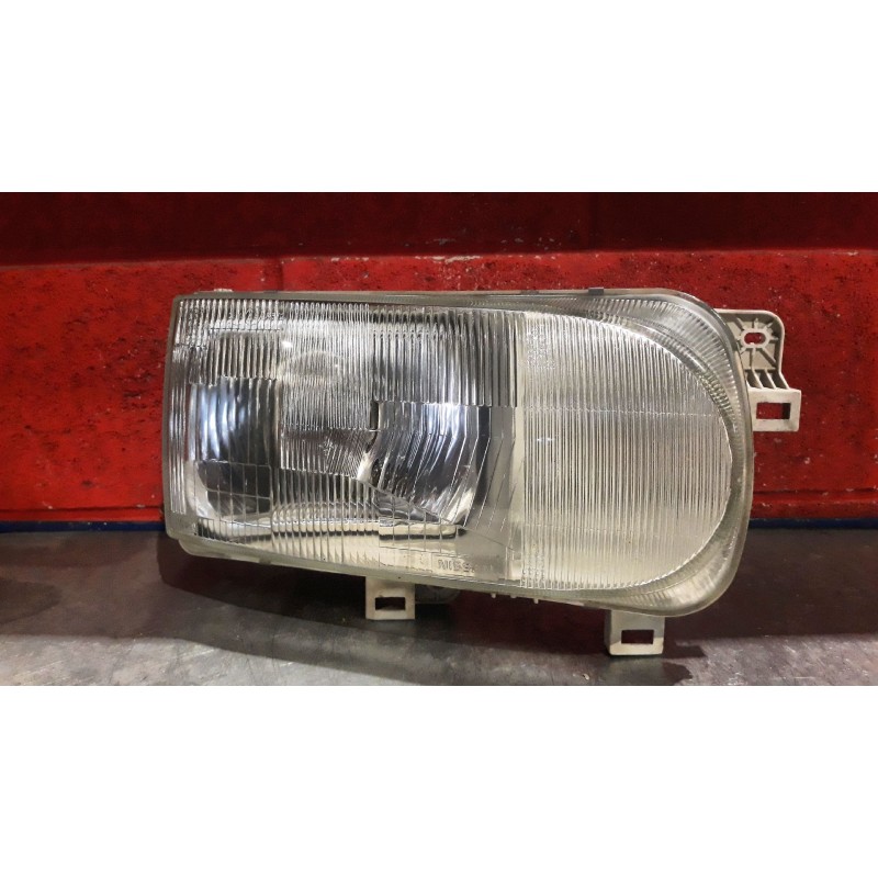 Recambio de faro derecho para nissan vanette cargo (05.1995)  | ... (05.1995)  | ... referencia OEM IAM   