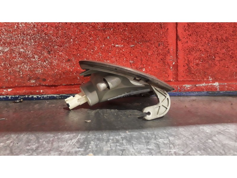 Recambio de piloto delan. izquierdo para nissan vanette cargo (05.1995)  | ... (05.1995)  | ... referencia OEM IAM    Recambio de piloto delan. izquierdo para nissan vanette cargo (05.1995)  | ... (05.1995)  | ... referencia OEM IAM