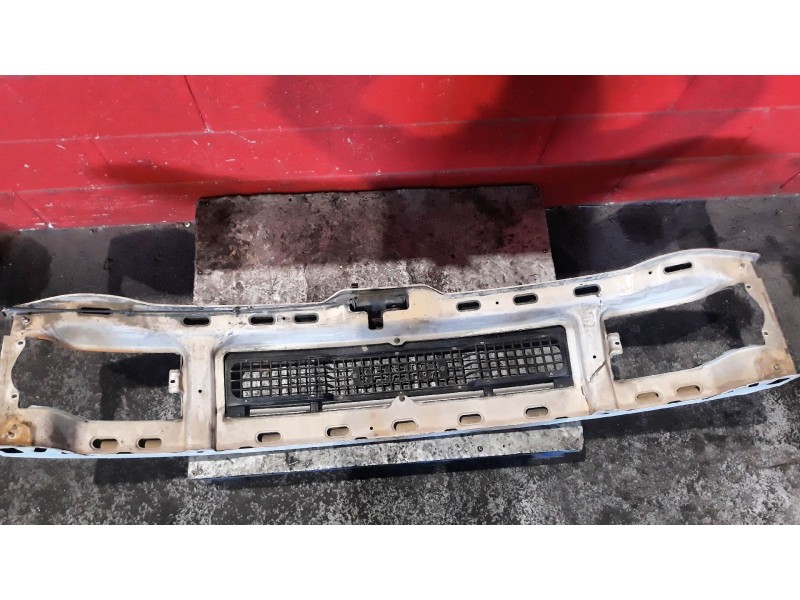 Recambio de panel frontal para iveco daily chasis- cabina (1999 =>)  | ... daily chasis- cabina (1999 =>)  | ... referencia OEM 