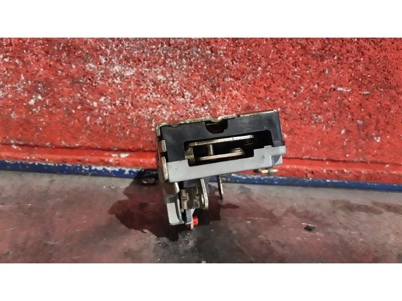 Recambio de cerra. puer. delantero derecha para fiat scudo (222)  | 0.95 - ...  | 0.95 - ... referencia OEM IAM    Recambio de cerra. puer. delantero derecha para fiat scudo (222)  | 0.95 - ...  | 0.95 - ... referencia OEM IAM