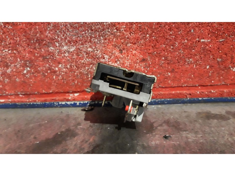 Recambio de cerra. puer. delantero izquierda para fiat scudo (222)  | 0.95 - ...  | 0.95 - ... referencia OEM IAM    Recambio de cerra. puer. delantero izquierda para fiat scudo (222)  | 0.95 - ...  | 0.95 - ... referencia OEM IAM