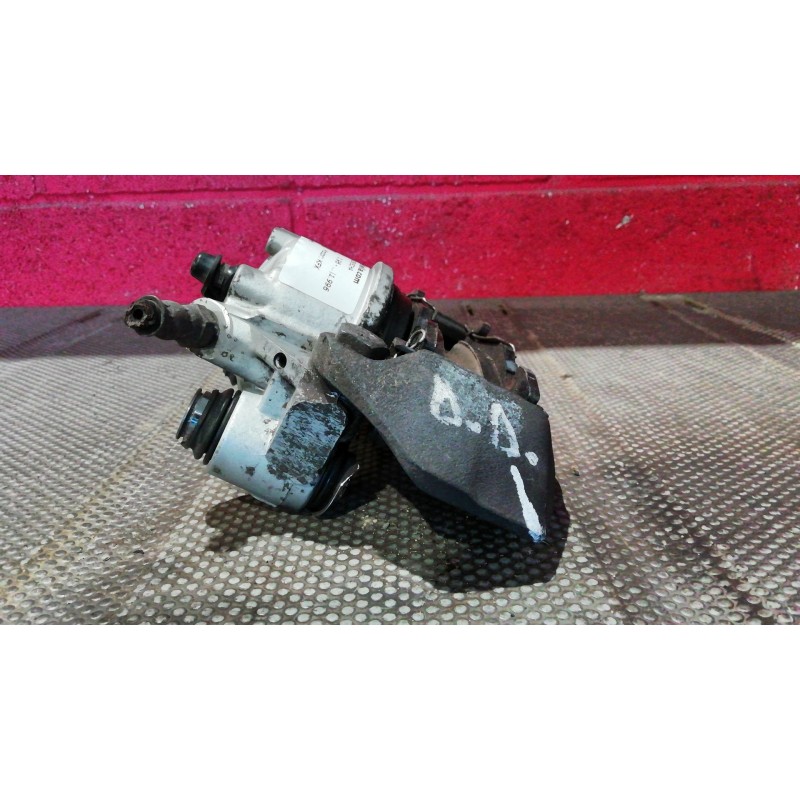 Recambio de pinza freno delantera derecha para peugeot 106 (s2) 1.4 | 0.96 - ... 1.4 | 0.96 - ... referencia OEM IAM   
