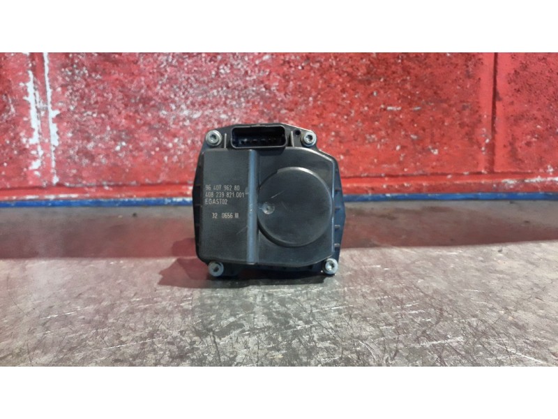 Recambio de caja mariposa para peugeot 206 1.4 75 referencia OEM IAM 9640796280 408239821001 