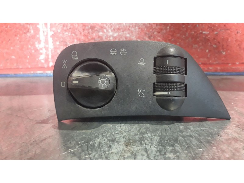 Recambio de mando luces para seat ibiza (6k) slalom | 03.97 - ... slalom | 03.97 - ... referencia OEM IAM   
