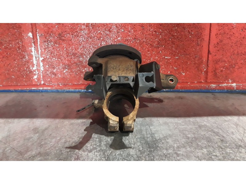 Recambio de mangueta delantero derecha para peugeot 206 1.4 75 referencia OEM IAM   