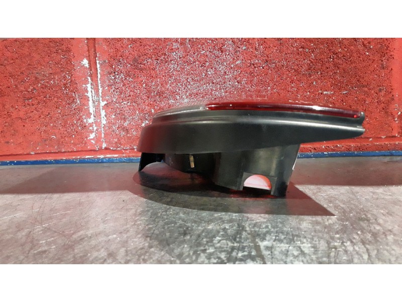 Recambio de piloto trasero derecho para nissan sunny sunny 1.6-16v slx a.a. referencia OEM IAM    Recambio de piloto trasero derecho para nissan sunny sunny 1.6-16v slx a.a. referencia OEM IAM