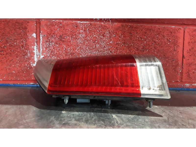 Recambio de piloto trasero izquierdo para opel vectra 2.0 dti 16v referencia OEM IAM    Recambio de piloto trasero izquierdo para opel vectra 2.0 dti 16v referencia OEM IAM