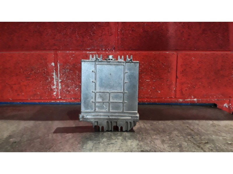 Recambio de centralita motor uce para renault megane alize 1.9dt referencia OEM IAM 0281001810 7700110646  Recambio de centralita motor uce para renault megane alize 1.9dt referencia OEM IAM 0281001810 7700110646