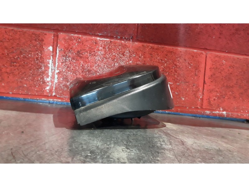 Recambio de piloto trasero izquierdo para renault megane alize 1.9dt referencia OEM IAM    Recambio de piloto trasero izquierdo para renault megane alize 1.9dt referencia OEM IAM