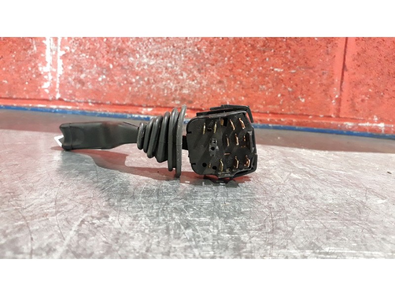 Recambio de mando limpia para opel vectra b berlina básico | 08.00 - ... básico | 08.00 - ... referencia OEM IAM    Recambio de mando limpia para opel vectra b berlina básico | 08.00 - ... básico | 08.00 - ... referencia OEM IAM