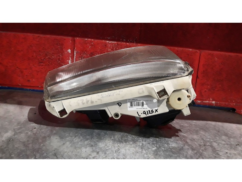 Recambio de faro derecho para volkswagen passat (321/23/27/31)  | 0.80 - ...  | 0.80 - ... referencia OEM IAM    Recambio de faro derecho para volkswagen passat (321/23/27/31)  | 0.80 - ...  | 0.80 - ... referencia OEM IAM