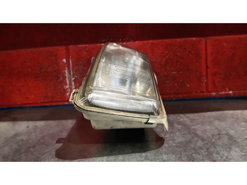 Recambio de faro derecho para volkswagen passat (321/23/27/31)  | 0.80 - ...  | 0.80 - ... referencia OEM IAM    Recambio de faro derecho para volkswagen passat (321/23/27/31)  | 0.80 - ...  | 0.80 - ... referencia OEM IAM