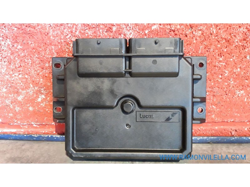 Recambio de centralita motor uce para fiat punto berlina (188) 1.9 d (i) | 08.99 - 12.02 1.9 d (i) | 08.99 - 12.02 referencia OE