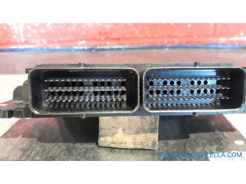 Recambio de centralita motor uce para fiat punto berlina (188) 1.9 d (i) | 08.99 - 12.02 1.9 d (i) | 08.99 - 12.02 referencia OE