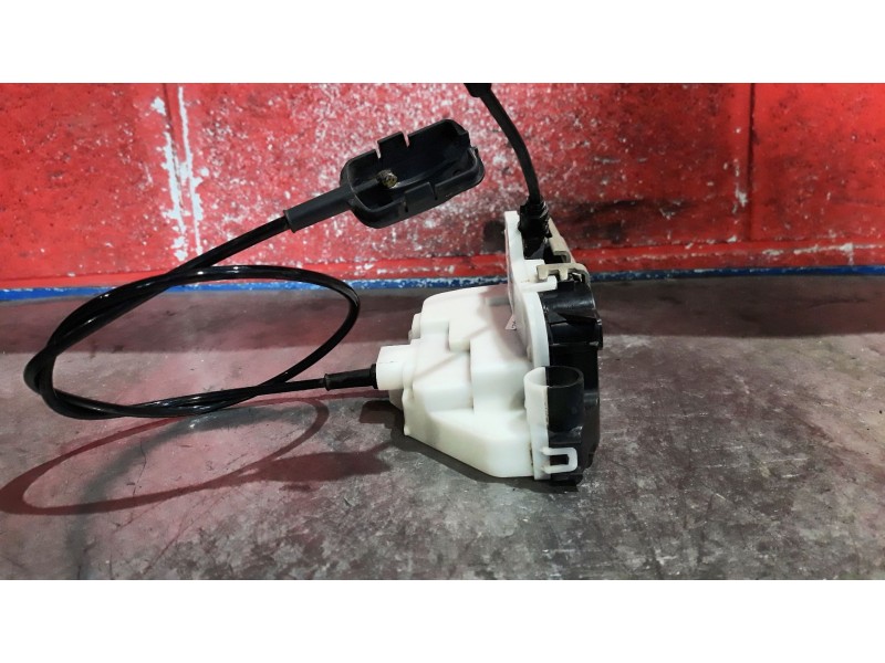 Recambio de cerra. puer. delantero derecha para renault megane ii berlina 5p 1.9 dci diesel | 0.00 - ... 1.9 dci diesel | 0.00 -