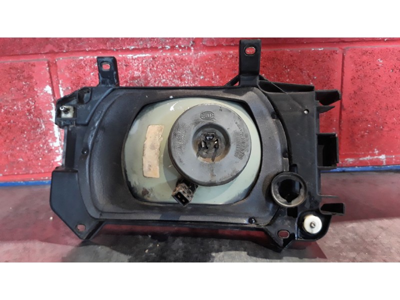 Recambio de faro derecho para volkswagen caravelle caravelle gl 2.4 d referencia OEM IAM   