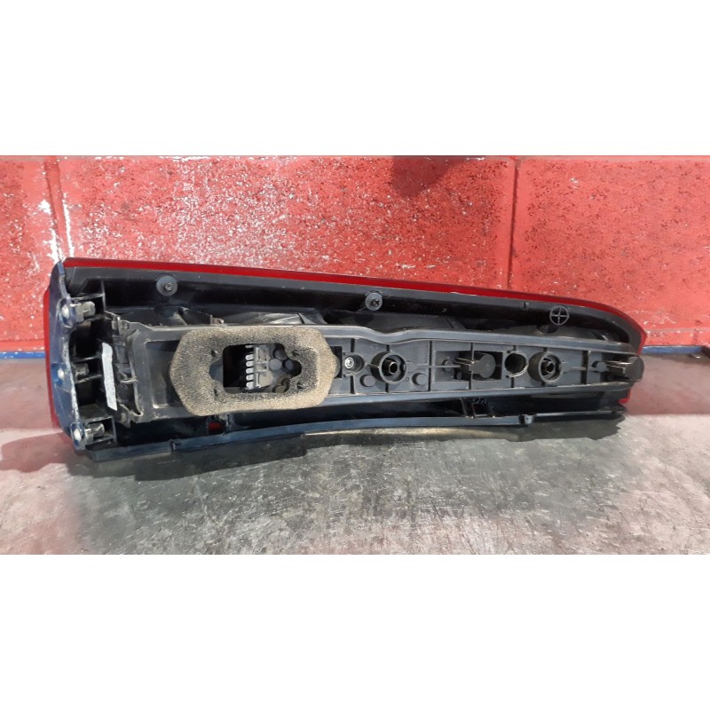 Recambio de piloto trasero derecho para opel meriva 1.6 16v | 0.03 - 0.08 1.6 16v | 0.03 - 0.08 referencia OEM IAM   