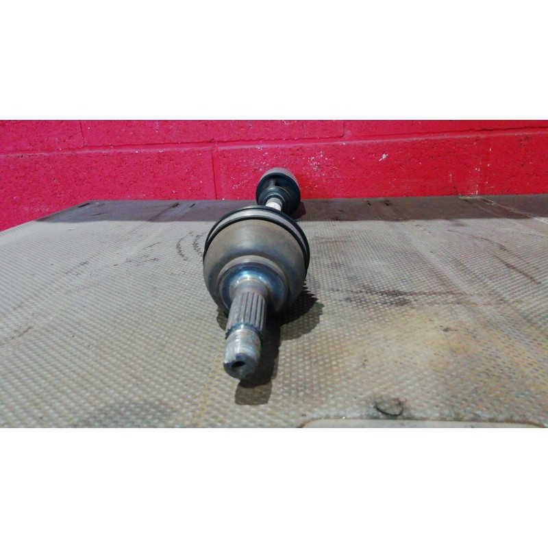 Recambio de transmision delantera izquierda para peugeot 106 (s2) 1.4 | 0.96 - ... 1.4 | 0.96 - ... referencia OEM IAM   