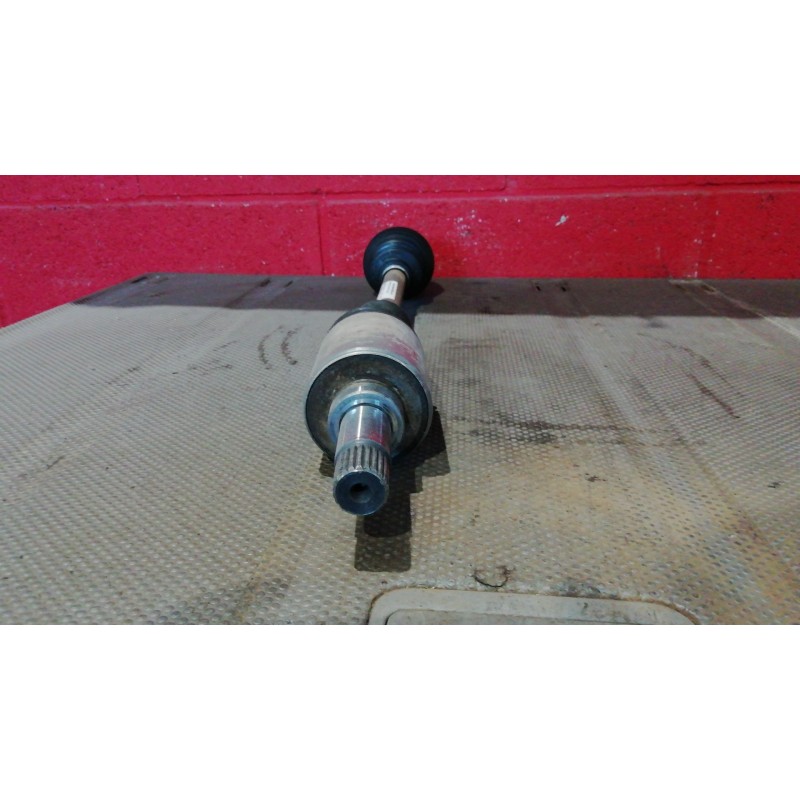 Recambio de transmision delantera izquierda para peugeot 106 (s2) 1.4 | 0.96 - ... 1.4 | 0.96 - ... referencia OEM IAM   