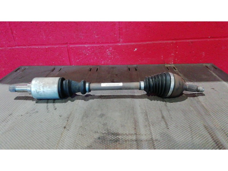 Recambio de transmision delantera izquierda para peugeot 106 (s2) 1.4 | 0.96 - ... 1.4 | 0.96 - ... referencia OEM IAM   