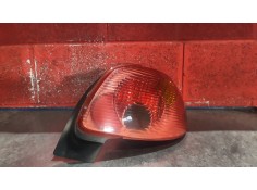 Recambio de piloto trasero derecho para peugeot 206 berlina 1.4 | 0.98 - ... 1.4 | 0.98 - ... referencia OEM IAM