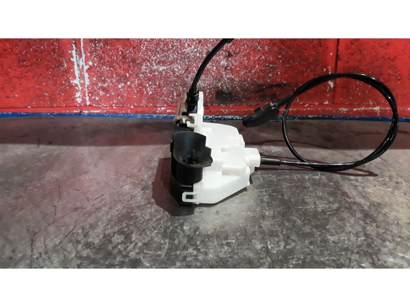 Recambio de cerra. puer. delantero izquierda para renault megane ii berlina 5p 1.9 dci diesel | 0.00 - ... 1.9 dci diesel | 0.00