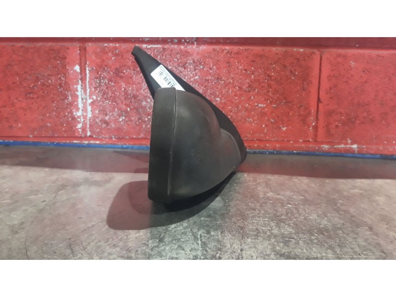 Recambio de retrovisor derecho para renault clio 1.9d referencia OEM IAM MANUAL  