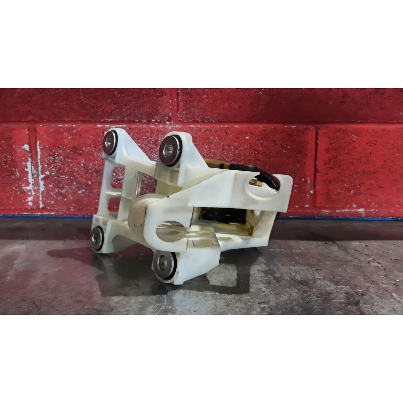 Recambio de palanca cambio para volkswagen caravelle corto 2.0 115 trendline referencia OEM IAM NOSIRGAS  