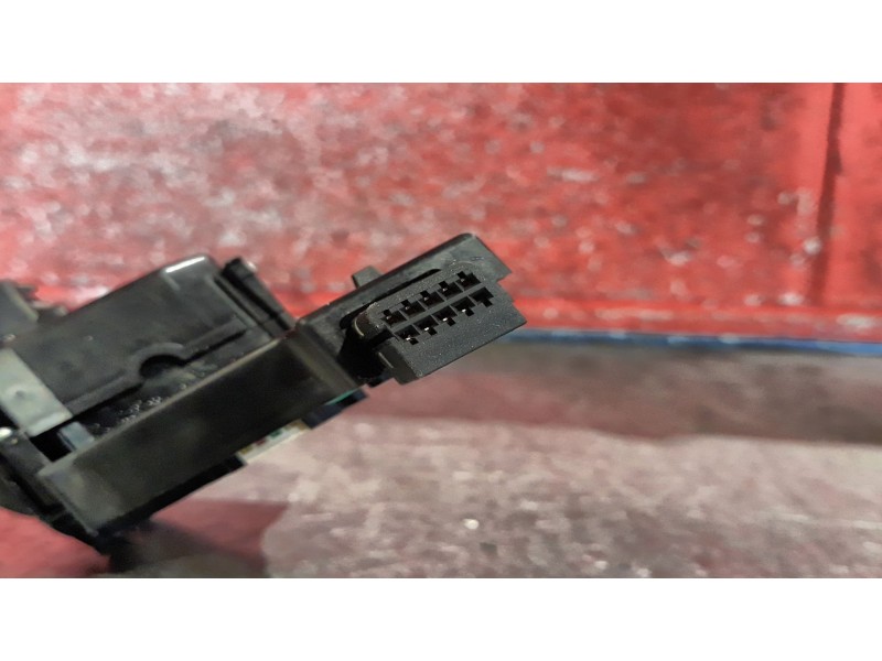 Recambio de mando intermitentes para seat altea xl (5p5)  | 0.06 - ...  | 0.06 - ... referencia OEM IAM 1K0953513A   Recambio de mando intermitentes para seat altea xl (5p5)  | 0.06 - ...  | 0.06 - ... referencia OEM IAM 1K0953513A