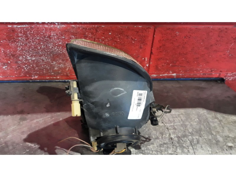 Recambio de faro derecho para ford fiesta courier  | 0.95 - ...  | 0.95 - ... referencia OEM IAM   