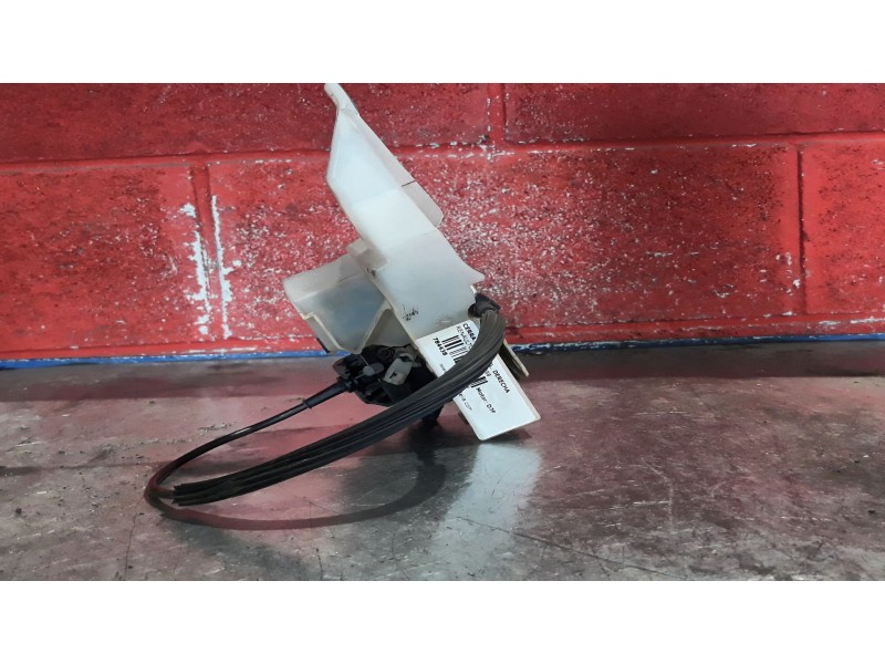 Recambio de cerra. puer. delantero derecha para renault clio 1.2 referencia OEM IAM   