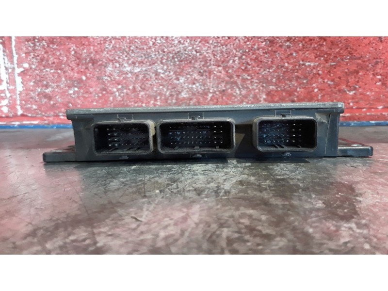 Recambio de centralita motor uce para renault scenic ii 1.9 dci diesel | 0.03 - 0.09 1.9 dci diesel | 0.03 - 0.09 referencia OEM