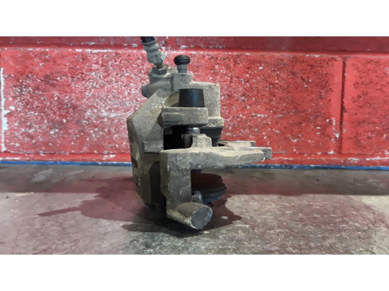 Recambio de pinza freno delan. izquierda para mazda 5 berl. (cr) 2.0 crtd active+ (105kw) | 07.05 - 12.10 2.0 crtd active+ (105k