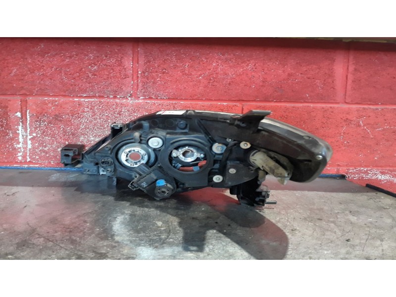 Recambio de faro derecho para mazda 5 berl. (cr) 2.0 crtd active+ (105kw) | 07.05 - 12.10 2.0 crtd active+ (105kw) | 07.05 - 12.