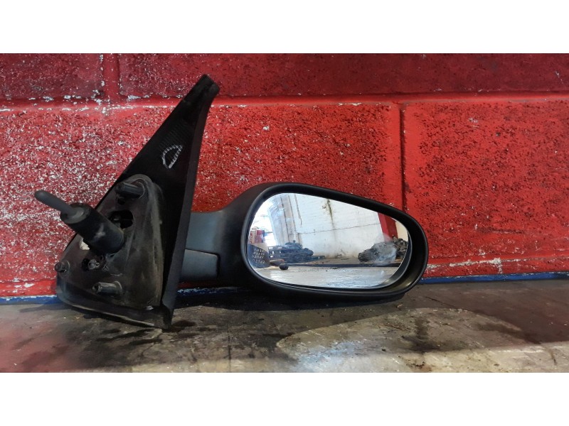 Recambio de retrovisor derecho para renault clio 1.9d referencia OEM IAM MANUAL  