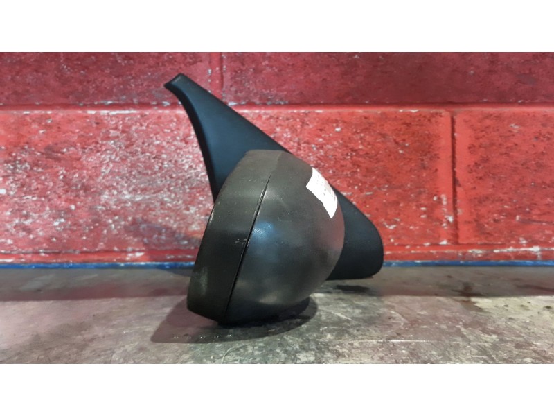 Recambio de retrovisor derecho para renault clio 1.9d referencia OEM IAM MANUAL  