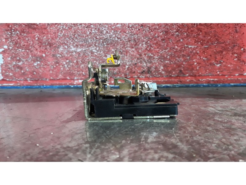 Recambio de cerra. puer. delantero izquierda para renault master   desde 98  | ... master   desde 98  | ... referencia OEM IAM  