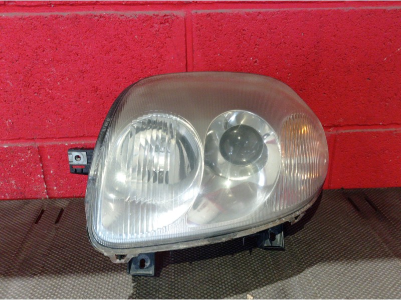 Recambio de faro izquierdo para renault clio 1.2 referencia OEM IAM   