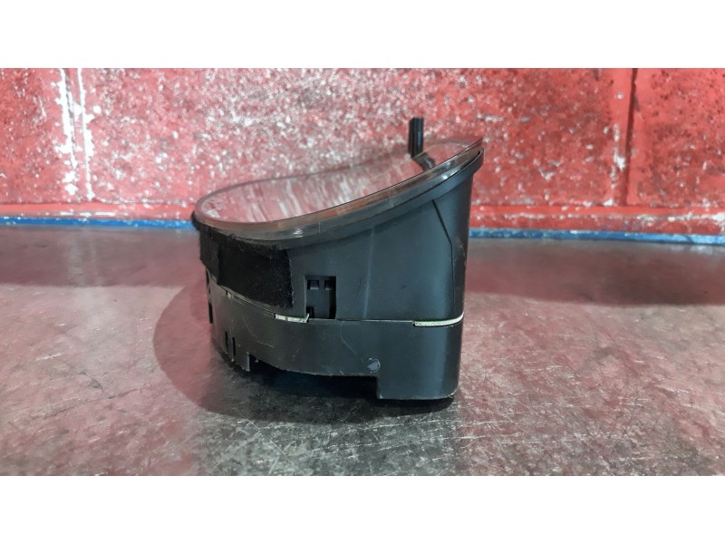 Recambio de cuadro instrumentos para audi a6 berlina (4b2) 2.5 tdi | 04.97 - 12.01 2.5 tdi | 04.97 - 12.01 referencia OEM IAM 4B