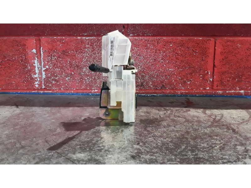 Recambio de cerra. puer. delantero derecha para volkswagen transporter transporter kombi 2 gl referencia OEM IAM   