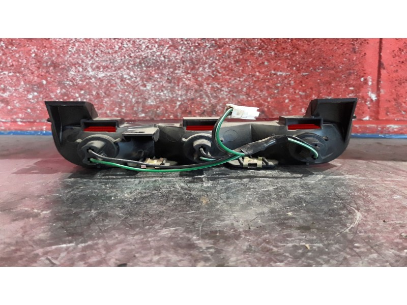 Recambio de luz central de freno para mitsubishi montero (v60/v70)  | 0.00 - 0.06  | 0.00 - 0.06 referencia OEM IAM   