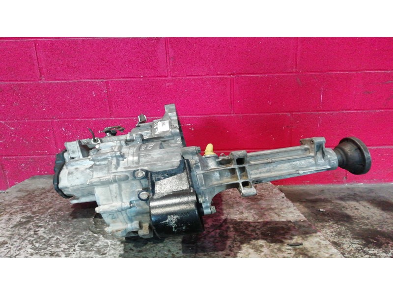 Recambio de caja cambios para volkswagen caravelle referencia OEM IAM CHR  